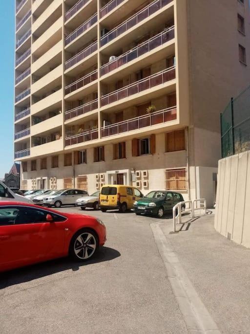 Appartement T4 A Deux Pas De La Gare St Charles Marsella Exterior foto